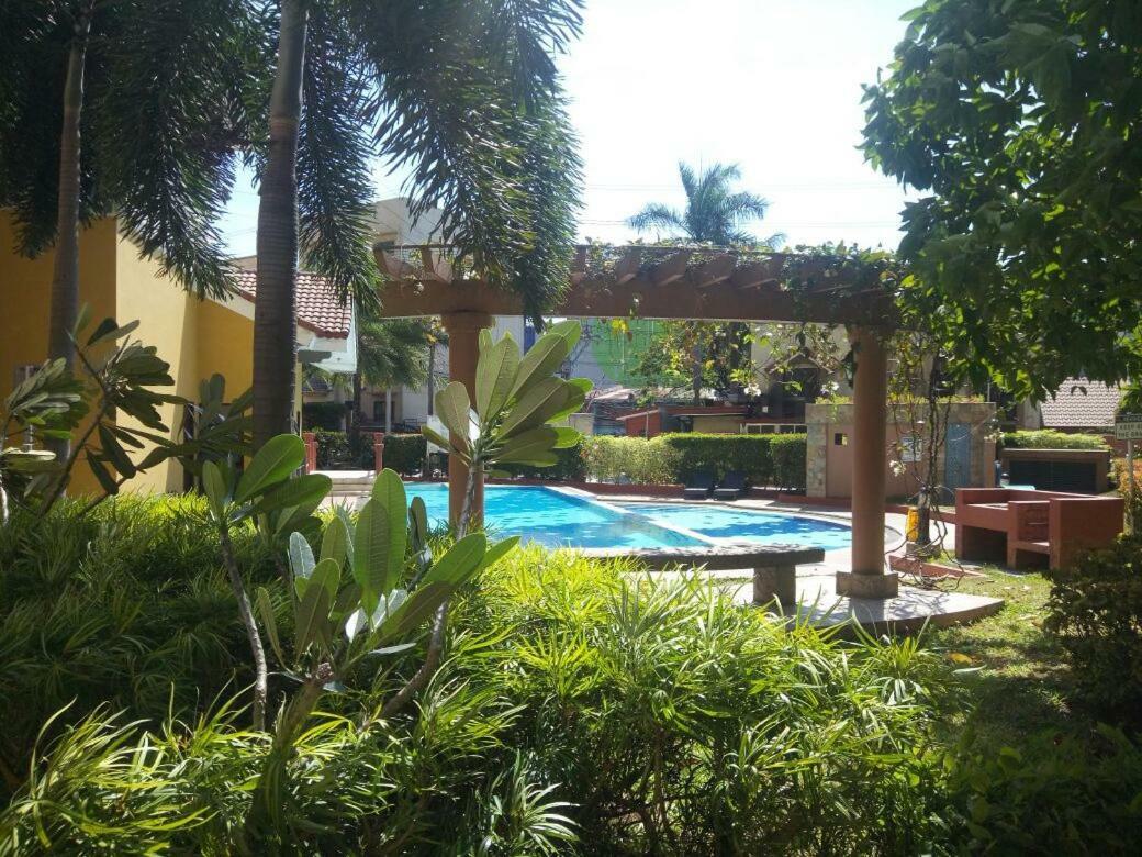 2Br Avida Tower Near Naia Airport Apartamento Manila Exterior foto